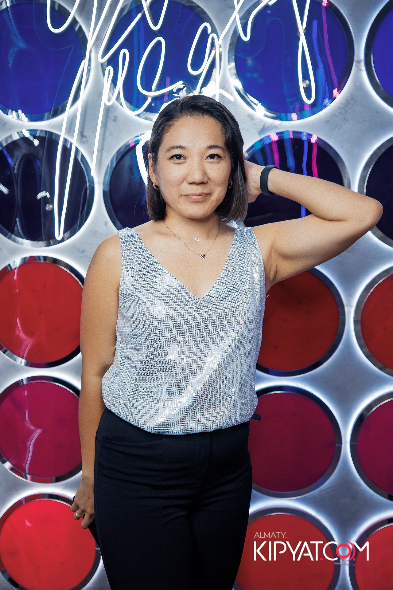 Ухо и Медведь на Гагарина. КИПЯТКОМ АЛМАТЫ!