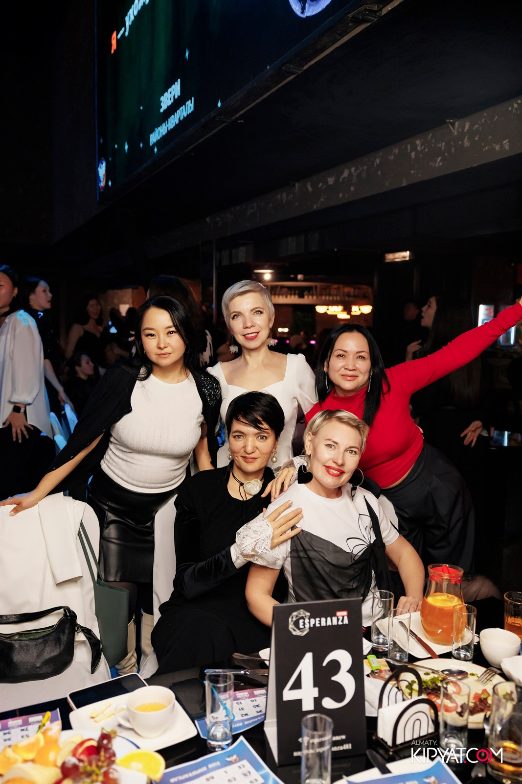 МУЗЫКАЛЬНОЕ ЛОТО В HIT RETRO. КИПЯТКОМ АЛМАТЫ! Фотосъемка мероприятий в Алматы