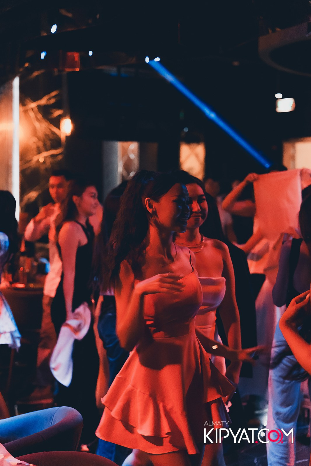 MOOD KARAOKE & TERRACE. КИПЯТКОМ АЛМАТЫ!