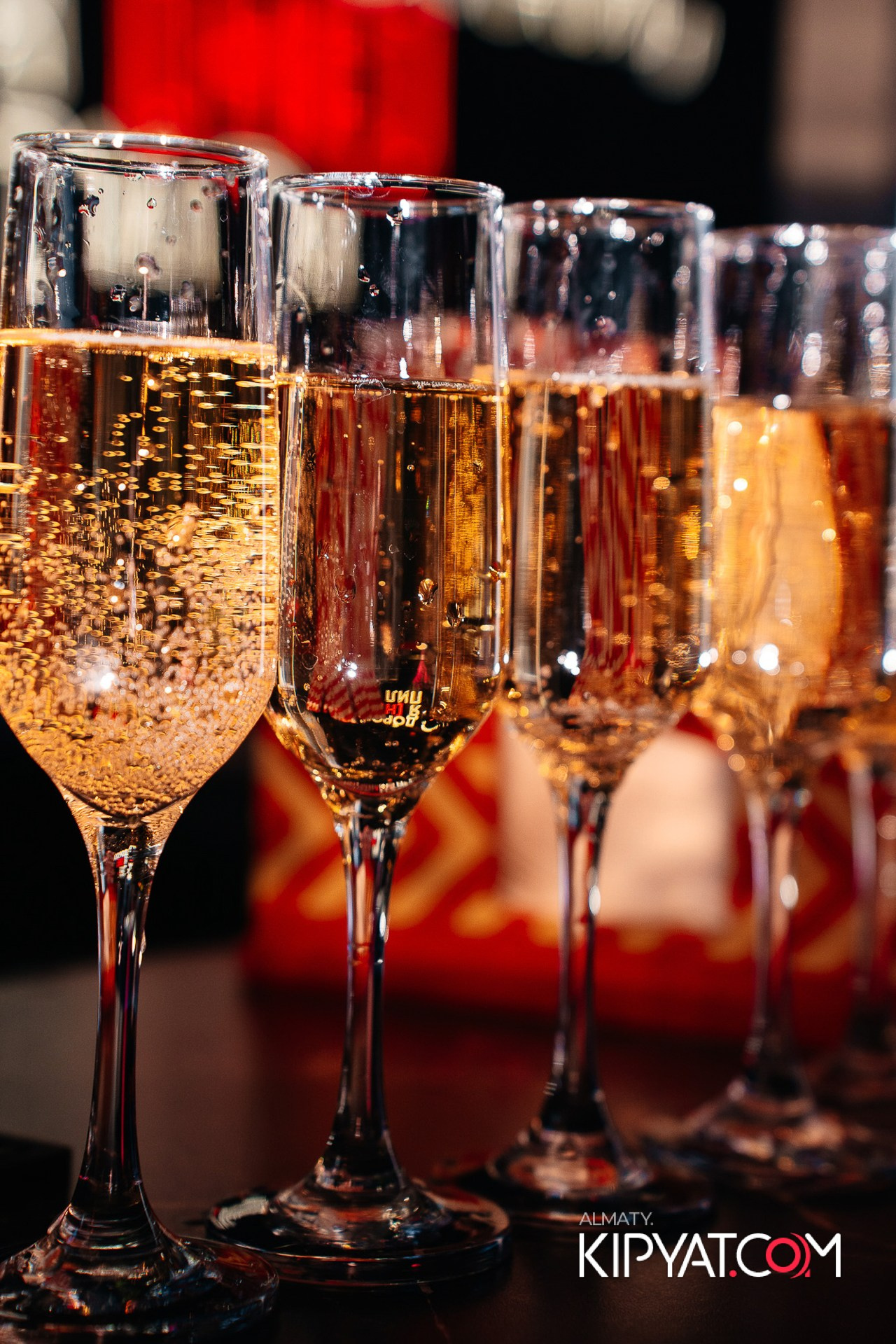 ДОРОГАЯ, Я НЕ ПИЛ. КИПЯТКОМ АЛМАТЫ!