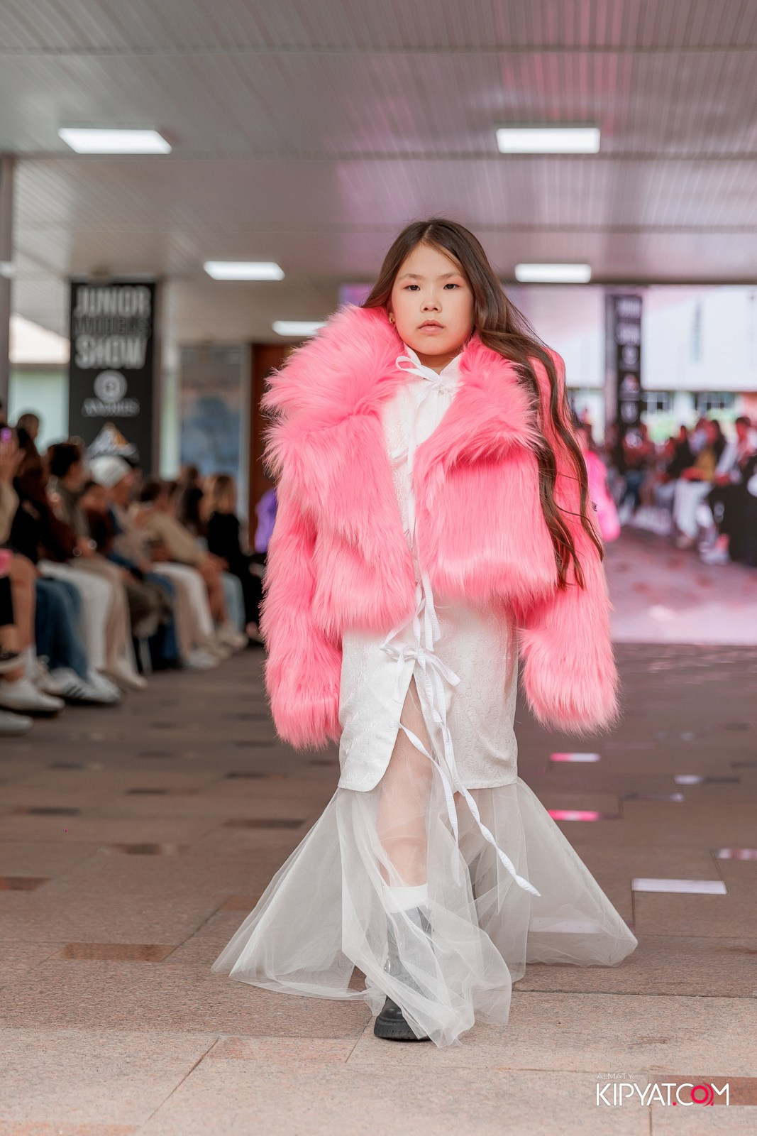 JUNIOR FASHION SHOW. КИПЯТКОМ АЛМАТЫ!