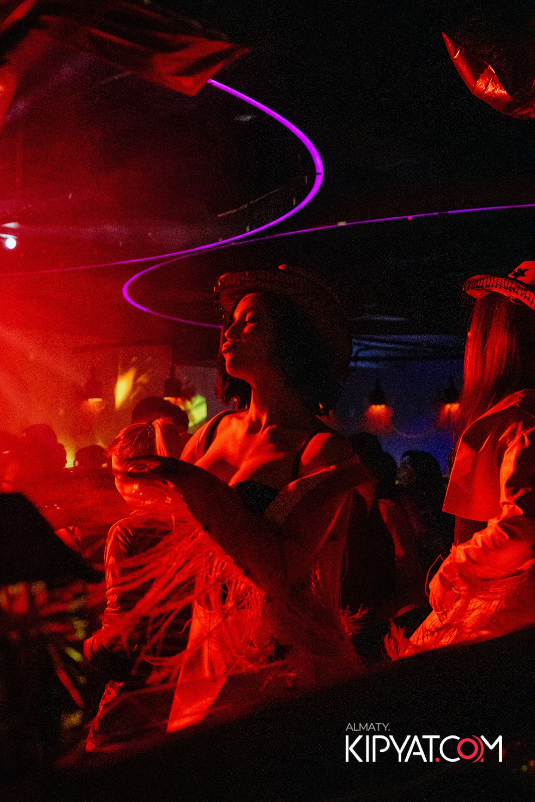 EVENT BAR. КИПЯТКОМ АЛМАТЫ!