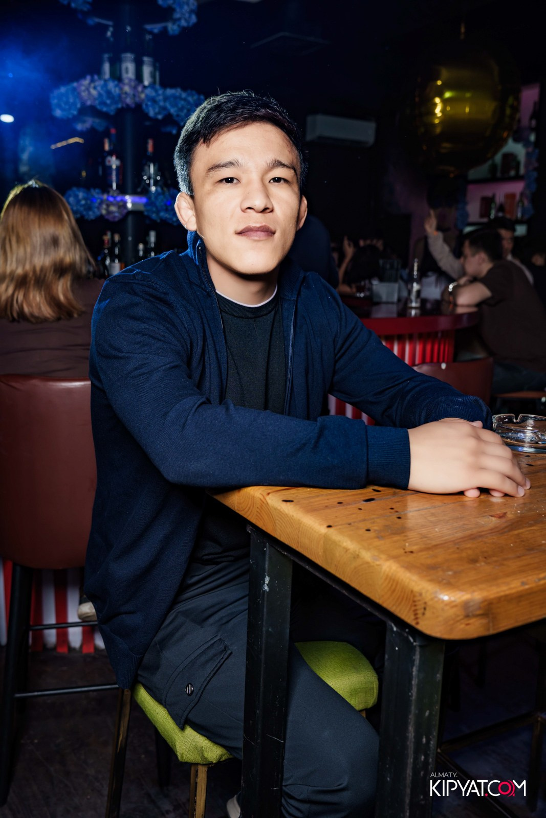 UYAT EMES BAR. КИПЯТКОМ АЛМАТЫ!