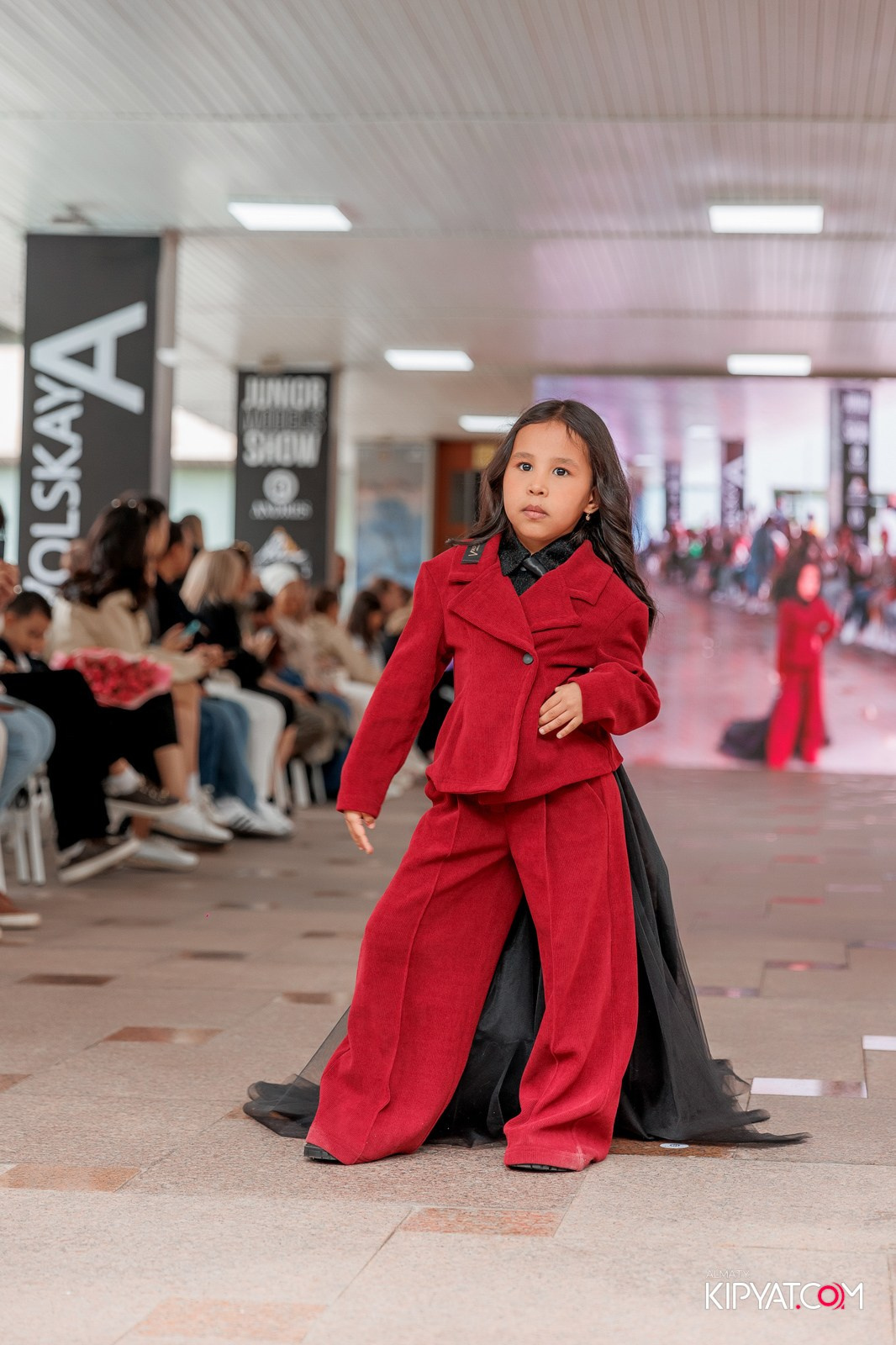 JUNIOR FASHION SHOW. КИПЯТКОМ АЛМАТЫ!