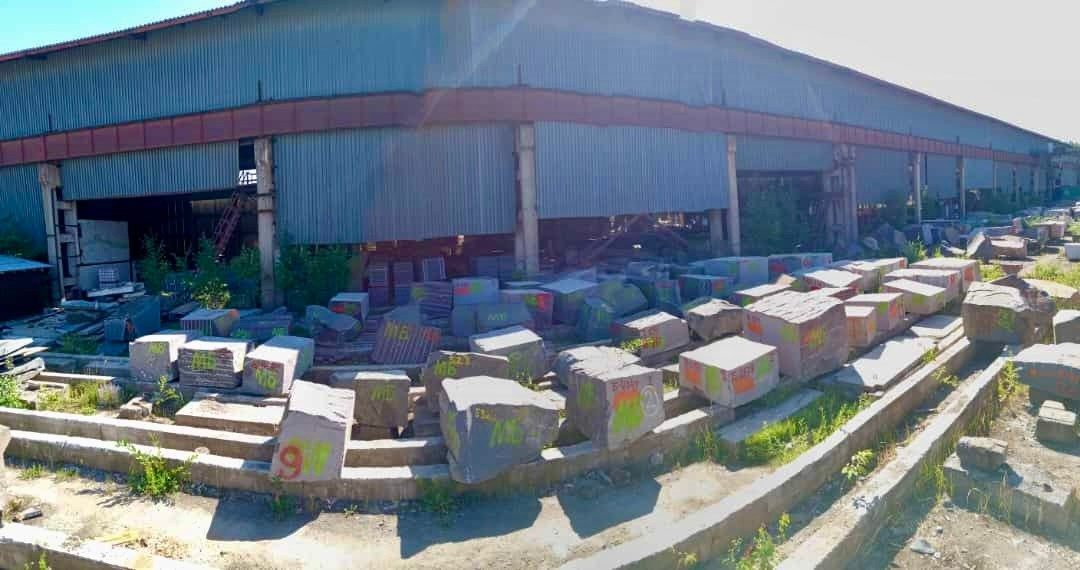 Петрозаводск. МБ Байковы. Гранит и камень из сердца Карелии