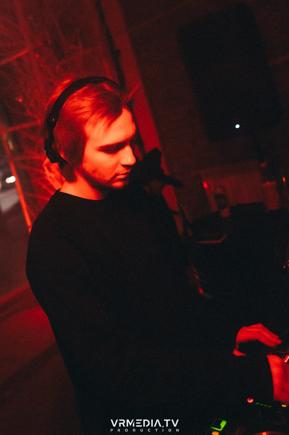 WEEKEND HALL в культурном пространстве «Редакция»