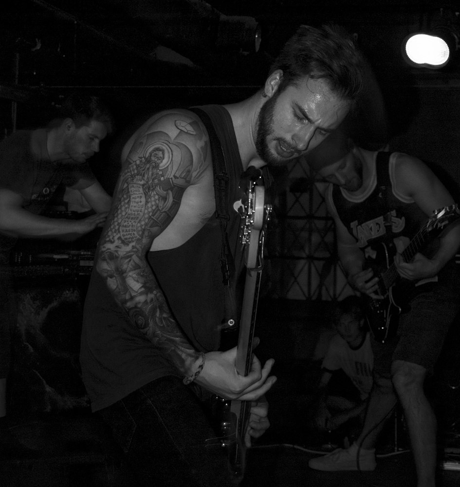 Devil sold his soul. Артём Линейцев, фотограф