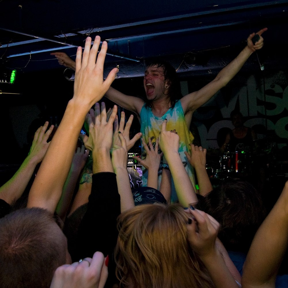 Devil sold his soul. Артём Линейцев, фотограф