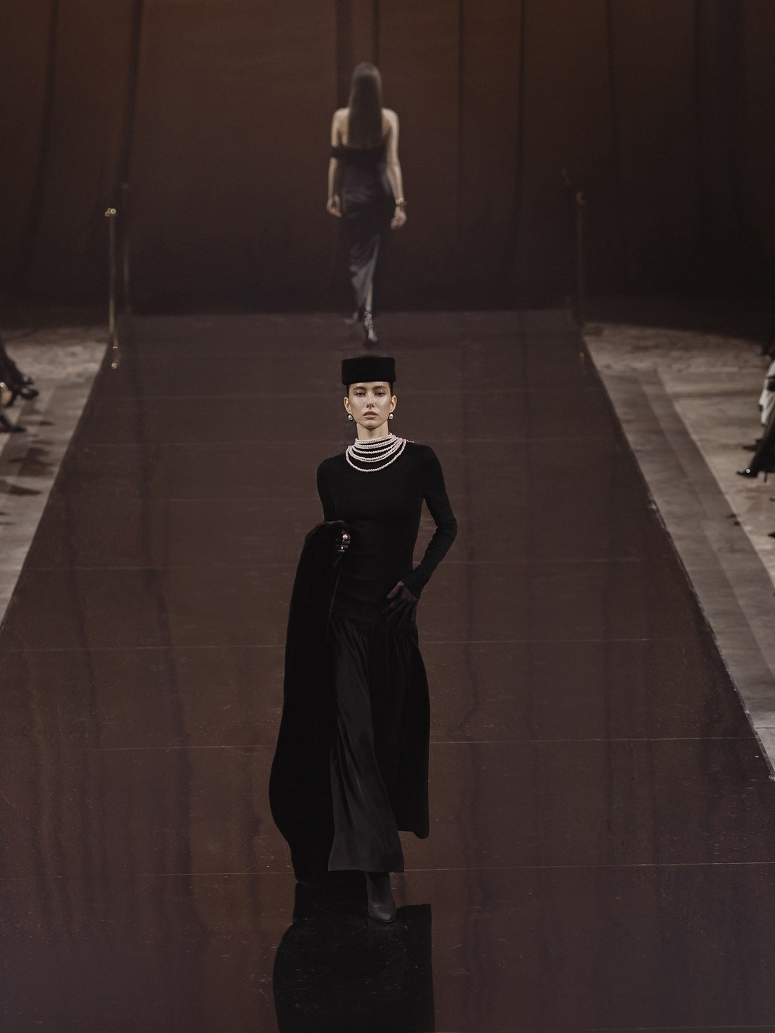 Polina. N10 MODEL MANAGEMENT