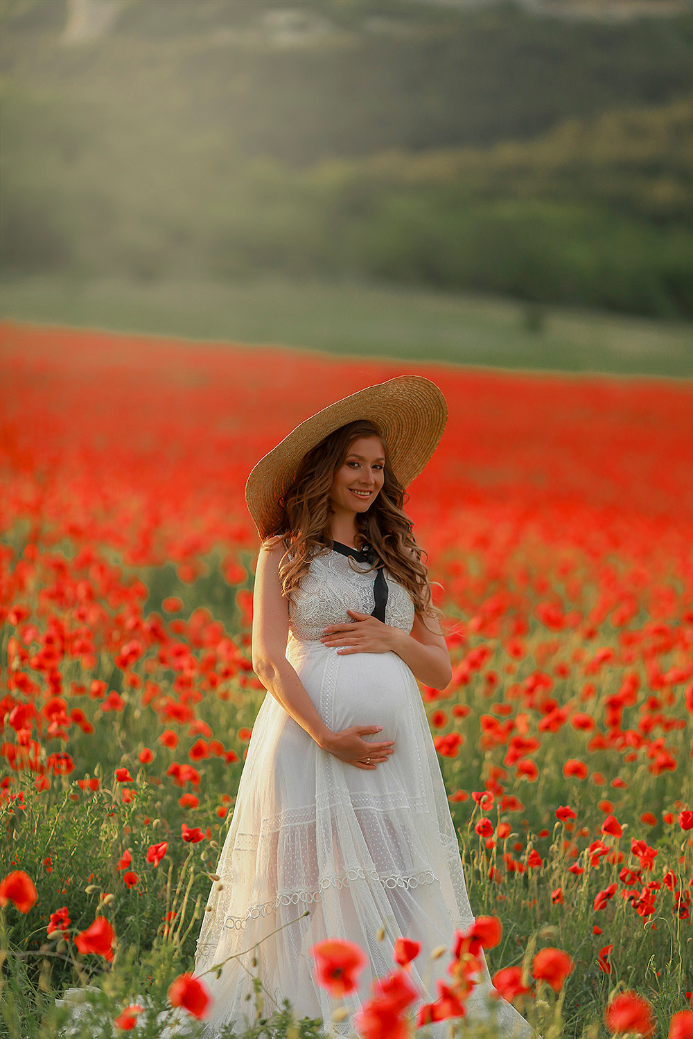 Семейная в маках. Фотограф в Крыму Дзгоева Ксения