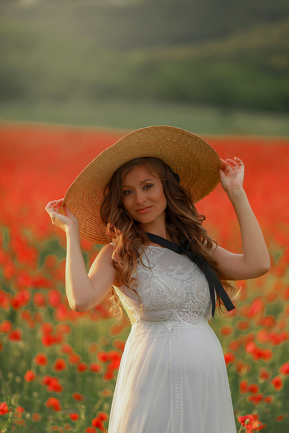 Семейная в маках. Фотограф в Крыму Дзгоева Ксения