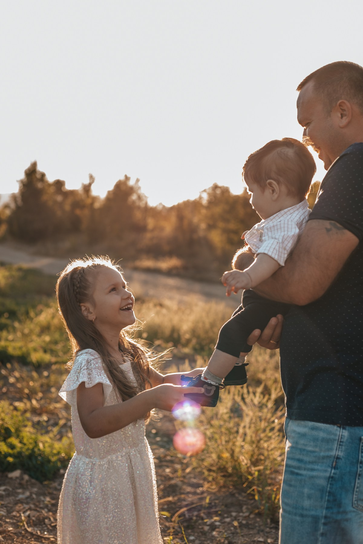 Сергей, Надя, Ульяна и Захарчик — домик виноградаря. Семейный фотограф Новороссийск, Анапа, Геленджик — Юлия Давыдова