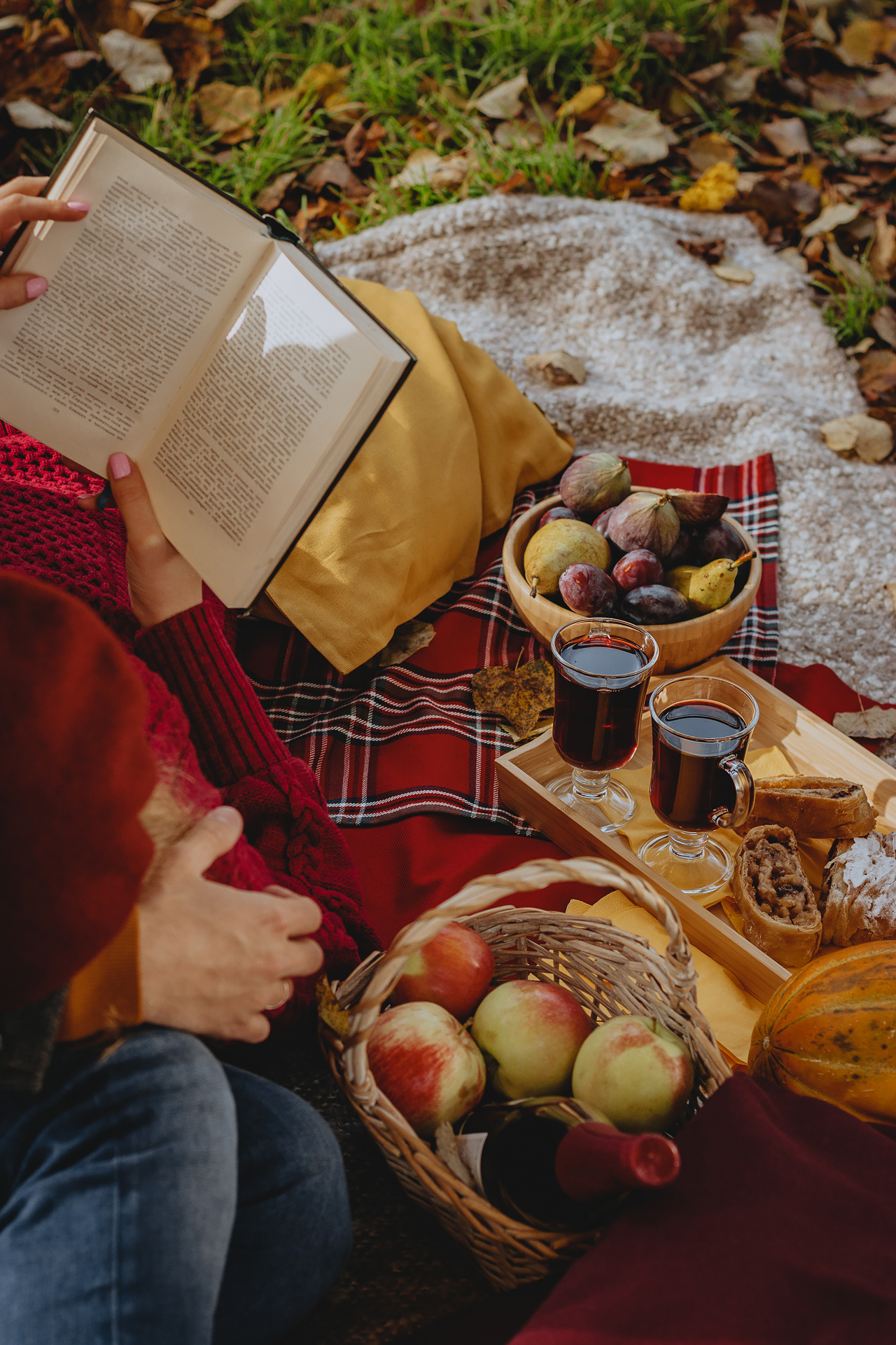 Михаил и Анна