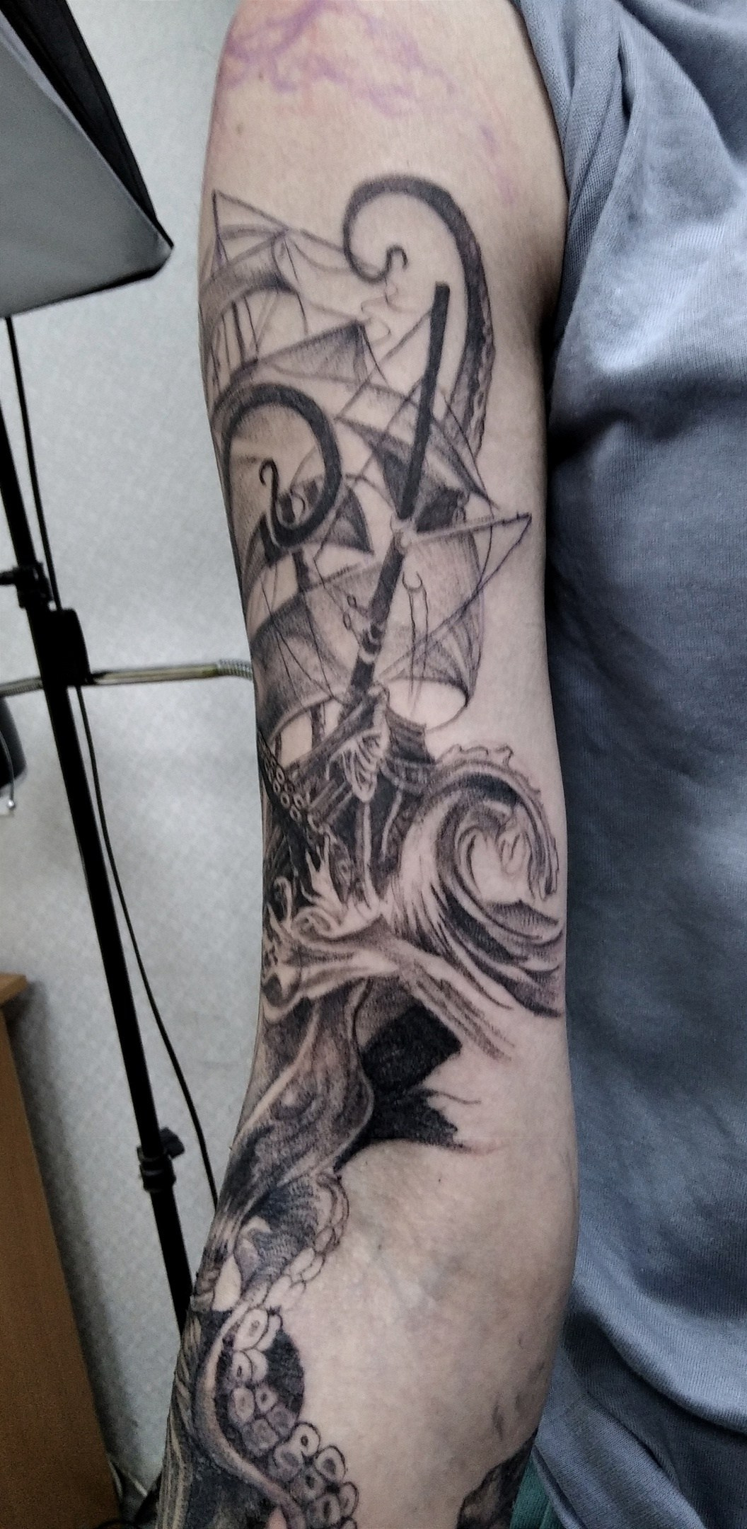 Тату. Яр Панов Арт.Картины, татуировки, роспись стен и одежды в Москве