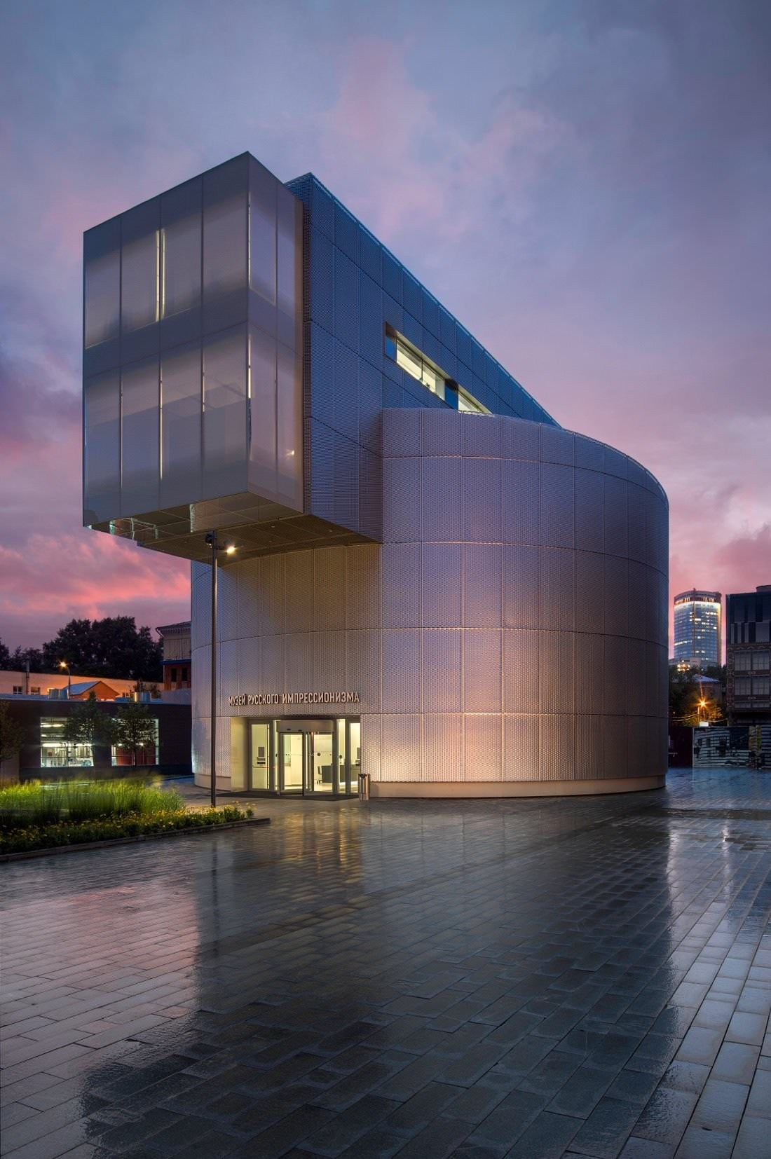 City and architectural portfolio of photographer Vadim Sherbakov. Vadim Sherbakov Portfolio