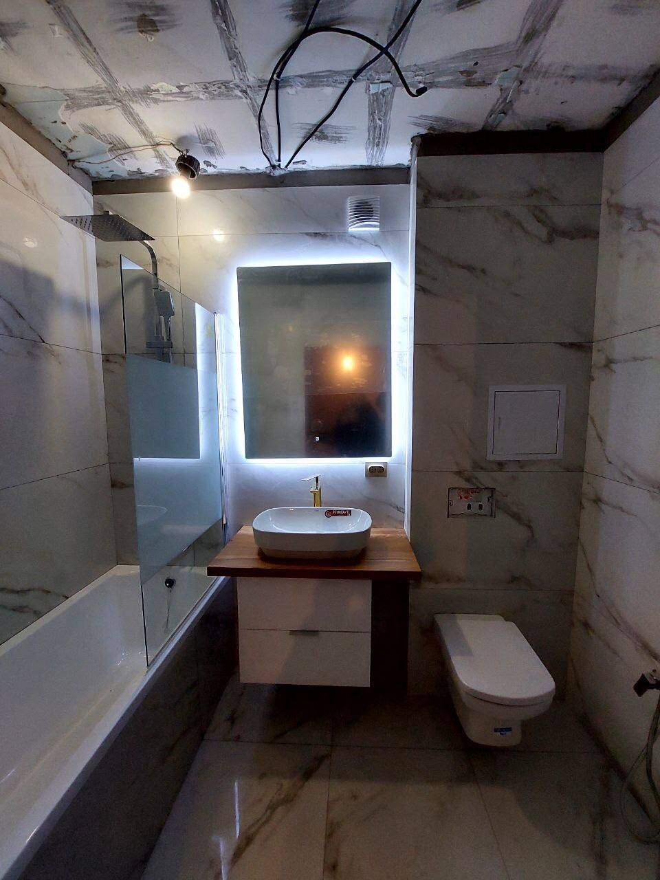 Ванная комната (ул. Ленская д. 10). Ремонт санузла, туалета, ванной под ключ в Казани. Укладка плитки