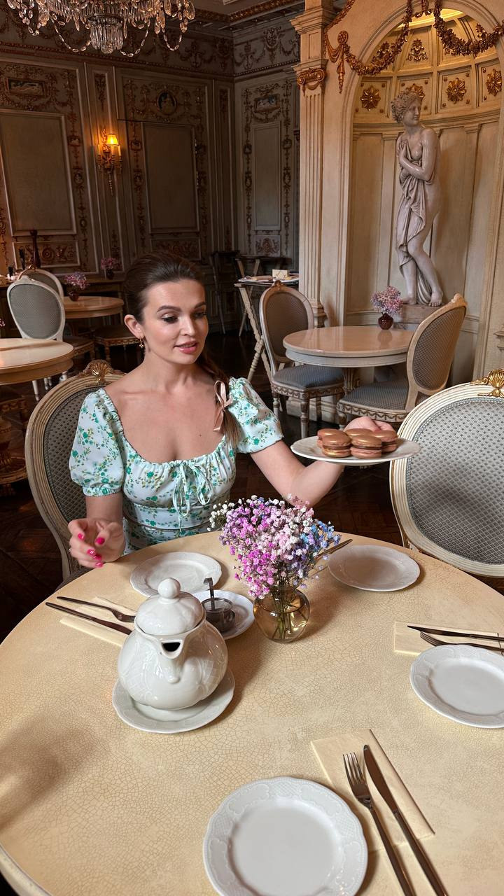 Кафе «Пушкинъ» и прогулка