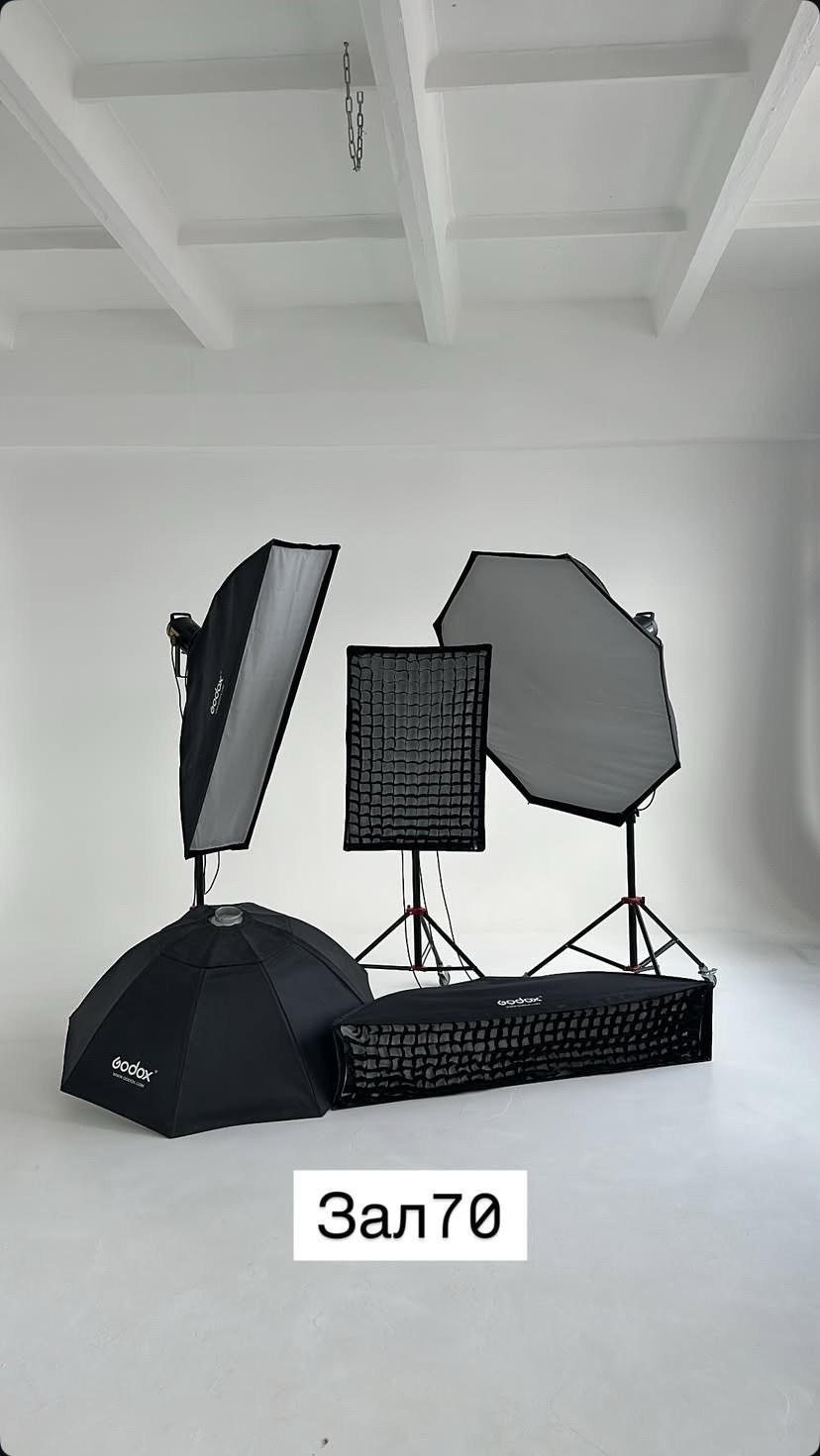 Фотоцех, зал 70 (Станке-Димитрова, 54а, БЦ Десна). Портретный, семейный, свадебный фотограф в Брянске Маргарита Василькова