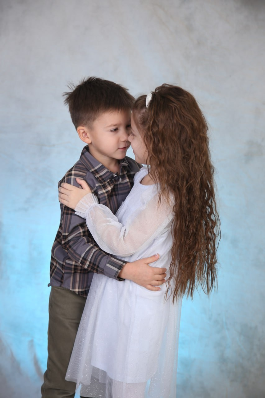 Выпускные альбомы для детского сада печать на заказ. Выпускные альбомы в Тюмени для школ, садов, вузов спортивных секций