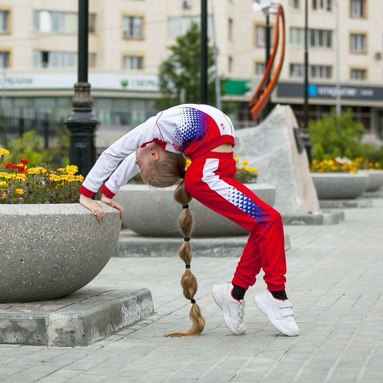 Гимнастки на соревновании