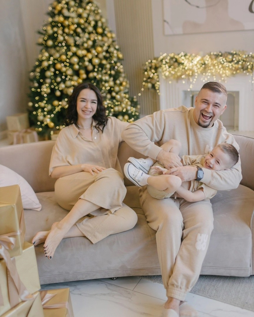 Новогодняя. Виктор и Виктория. Портфолио свадебного фотографа. Роман Каргаполов