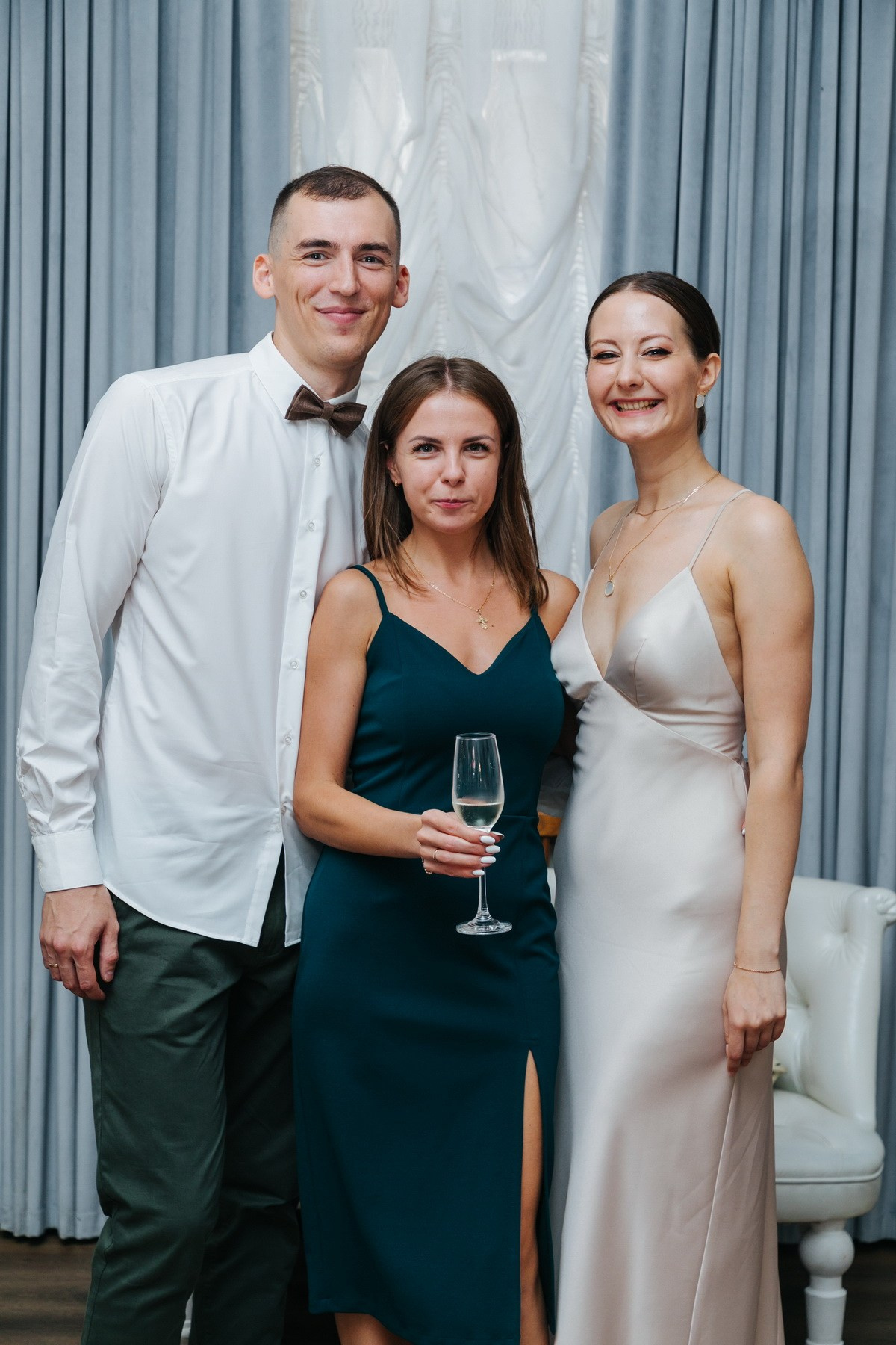 Свадебная фотопрогулка. Регистрация, прогулка, фуршет. Фотограф крещение венчание в Петербурге! Помогает подобрать храм и посоветовал душевного батюшку в СПб