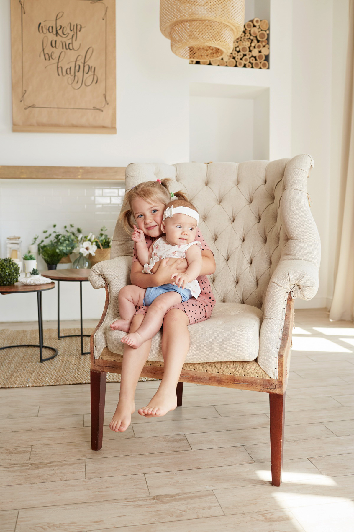 Семья в фотостудии Леона Стейдж. Профессиональный фотограф в Ростове-на-Дону Станислав Бурдон