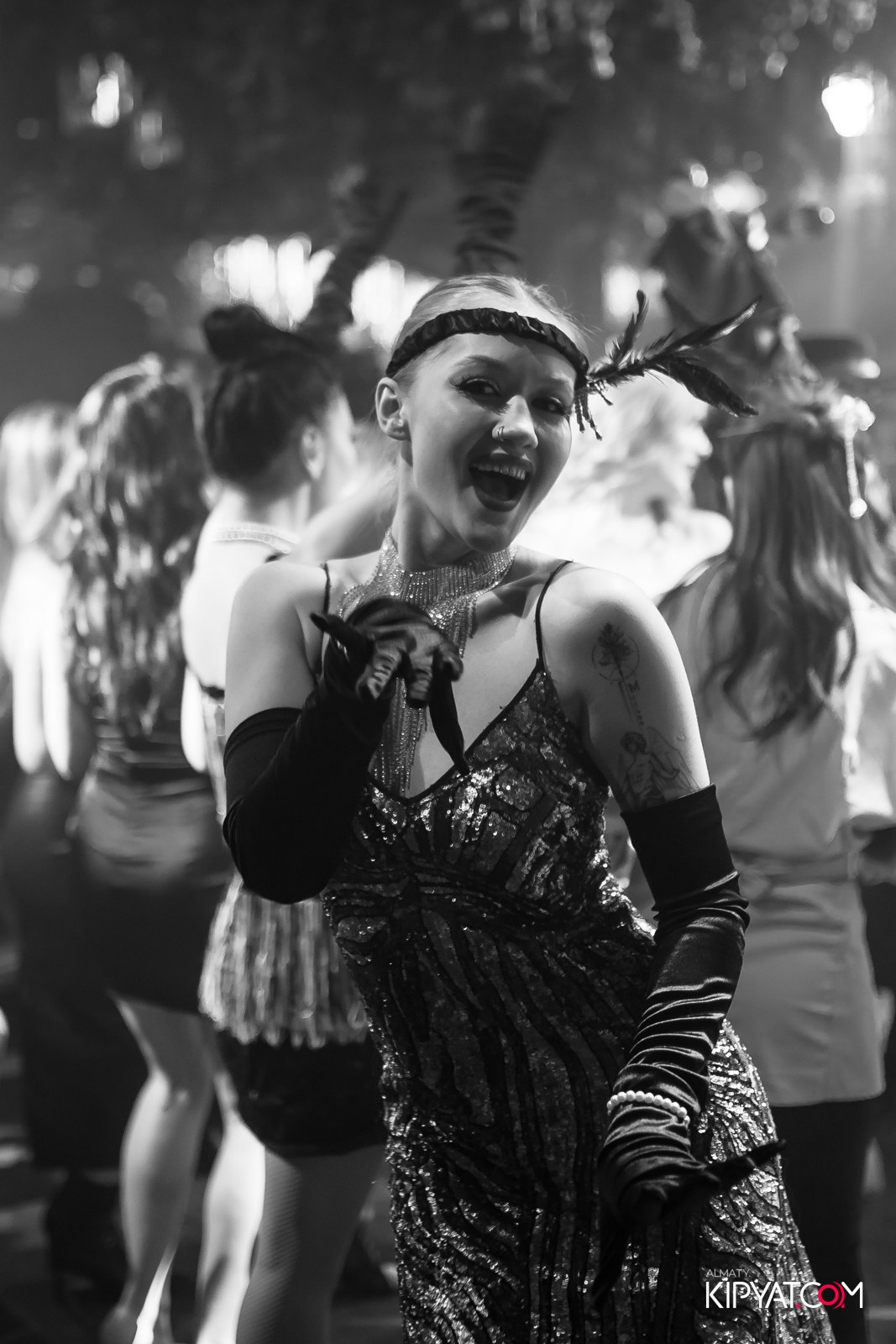 FRIENDS BAR & TERRACE. КИПЯТКОМ АЛМАТЫ!