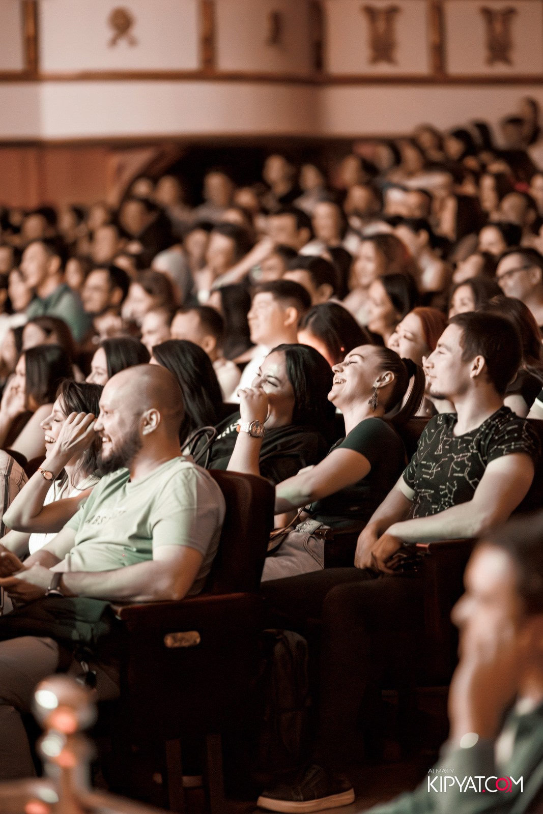 STAND UP КОНЦЕРТ АЛЕКСАНДА МЕРКУЛЬ. КИПЯТКОМ АЛМАТЫ!