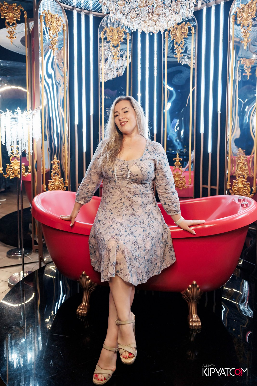 ЗАЯ, НА БИС. КИПЯТКОМ АЛМАТЫ!