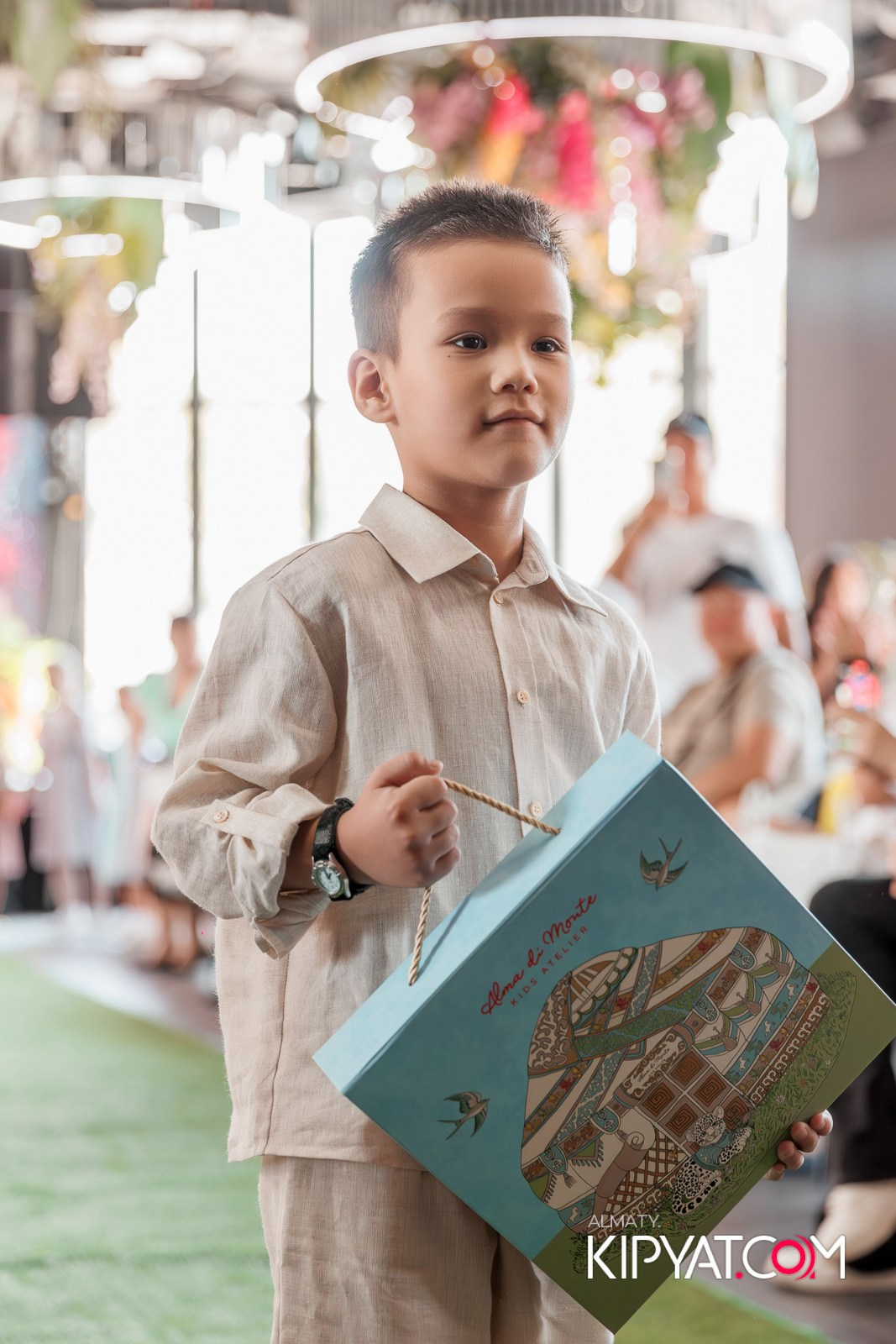 PROM KIDS FASHION SHOW. КИПЯТКОМ АЛМАТЫ!