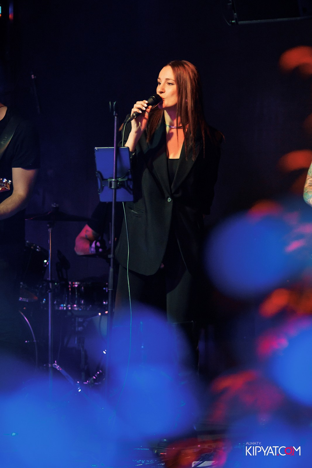 FRIENDS BAR & TERRACE. КИПЯТКОМ АЛМАТЫ!