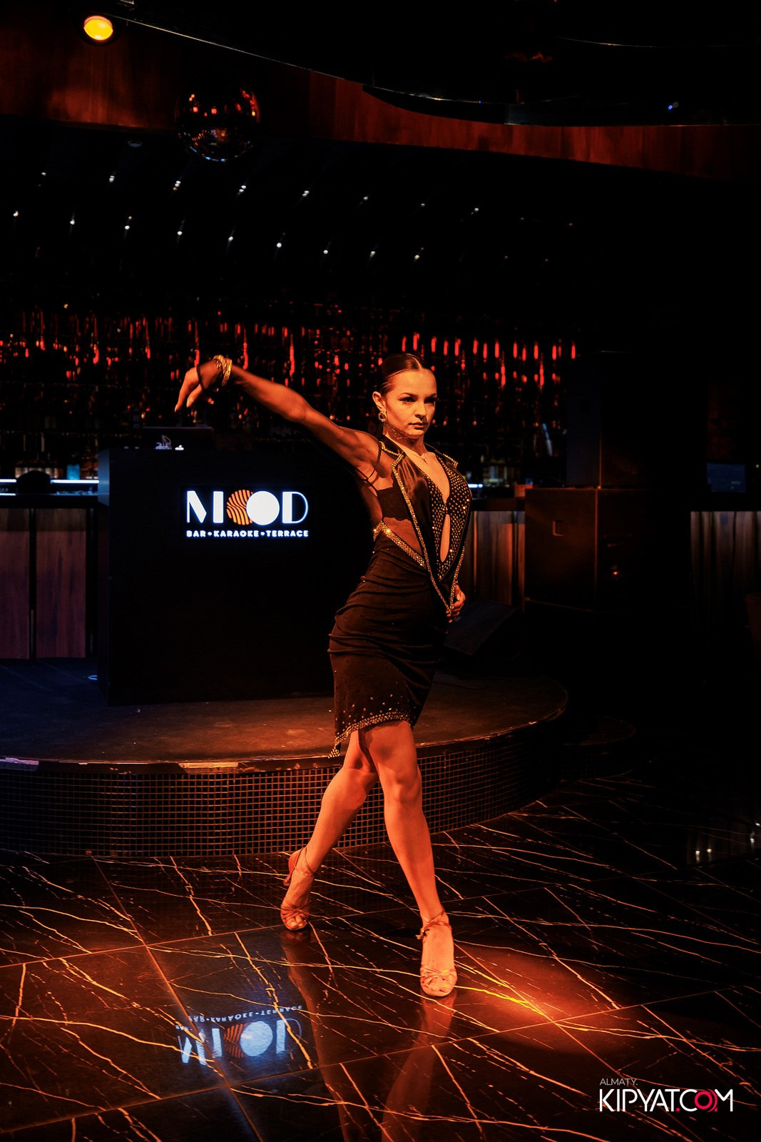 MOOD KARAOKE BAR & TERRACE. КИПЯТКОМ АЛМАТЫ!