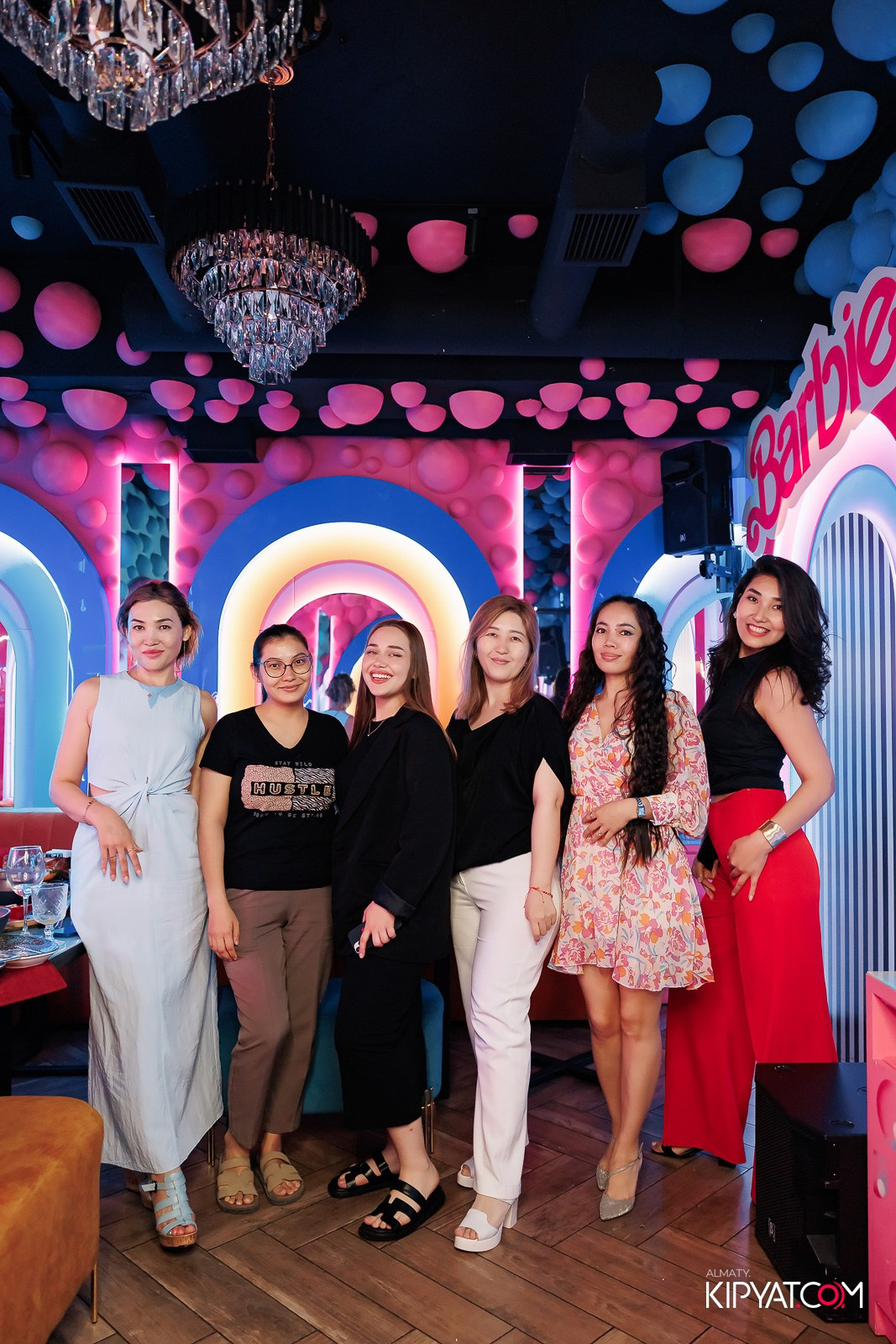 ЗАЯ, НА БИС. КИПЯТКОМ АЛМАТЫ!