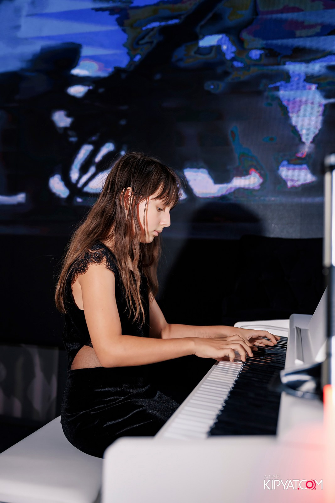 ОТЧЕТНЫЙ КОНЦЕРТ СТУДИИ «SUNPIANO». КИПЯТКОМ АЛМАТЫ!