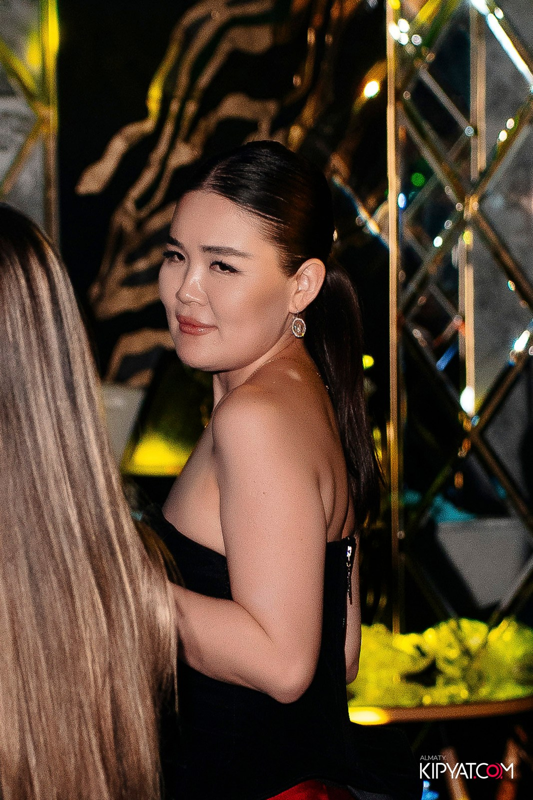 MOOD KARAOKE & TERRACE. КИПЯТКОМ АЛМАТЫ!