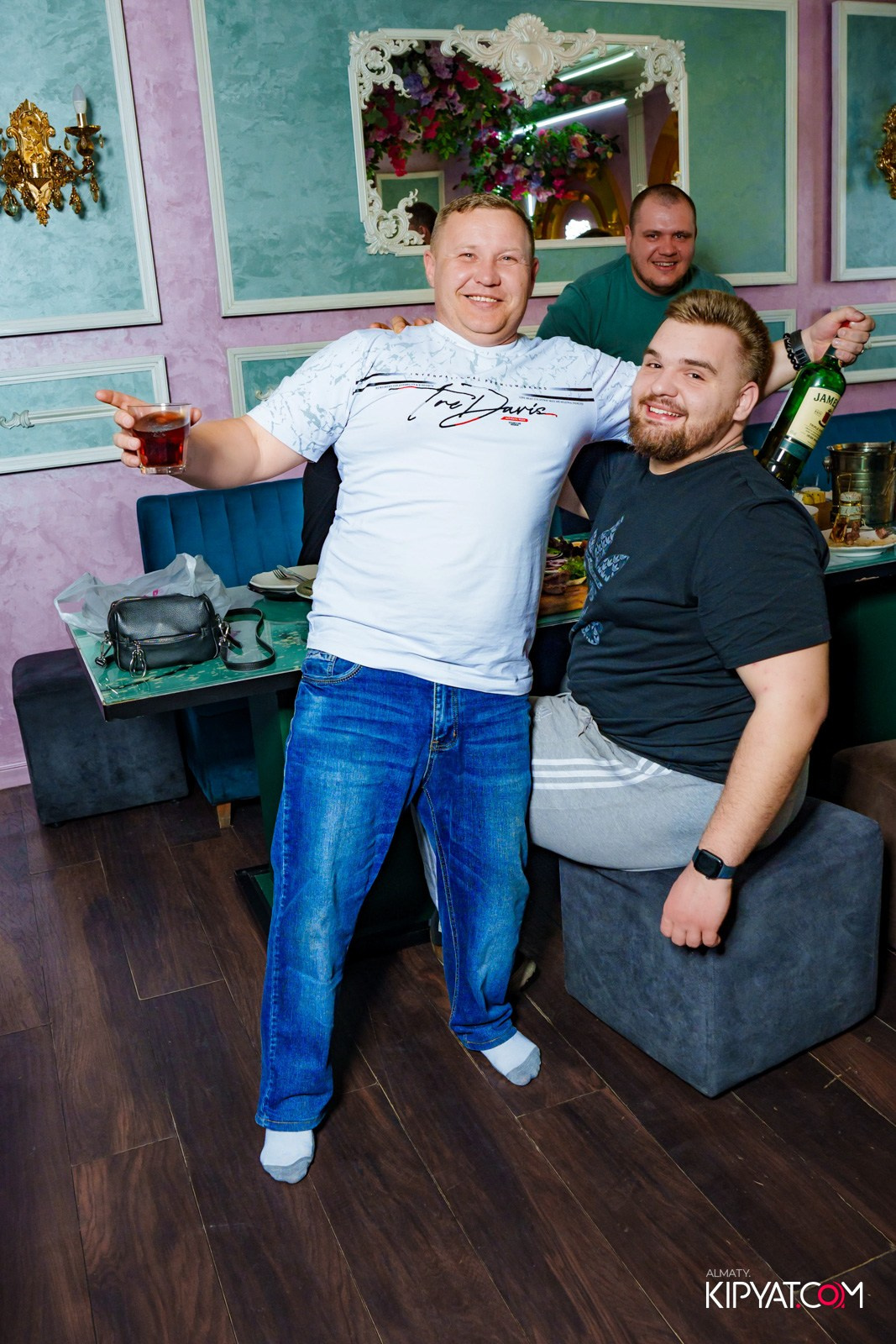 УХО И МЕДВЕДЬ НА САИНА. КИПЯТКОМ АЛМАТЫ!