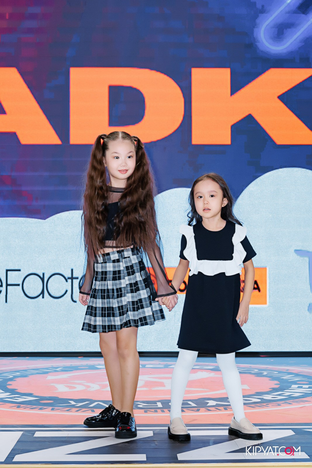 ДЕТСКИЙ МОДНЫЙ ПОКАЗ ОТ МОДЕЛЬНОГО АГЕНТСТВА «KIDSFACE». КИПЯТКОМ АЛМАТЫ!