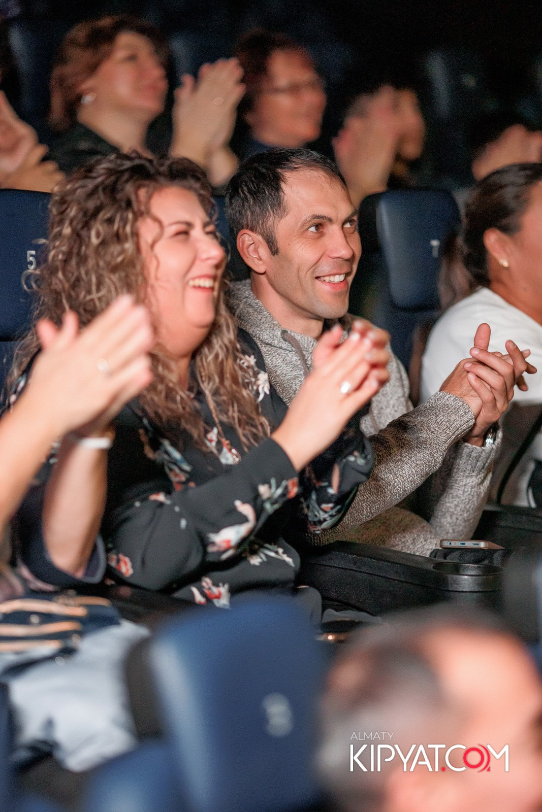 ПРЕЗЕНТАЦИЯ 8 ГРУППЫ КИНОПРОЕКТА «STARBALALAR». КИПЯТКОМ АЛМАТЫ!