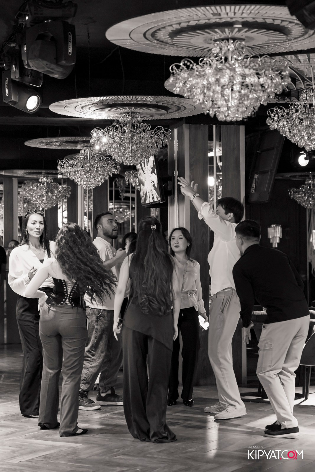 ЗАЯ, НА БИС. КИПЯТКОМ АЛМАТЫ!