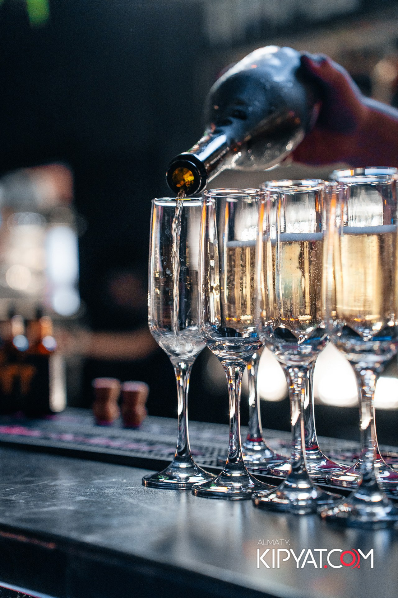 ДОРОГАЯ, Я НЕ ПИЛ. КИПЯТКОМ АЛМАТЫ!