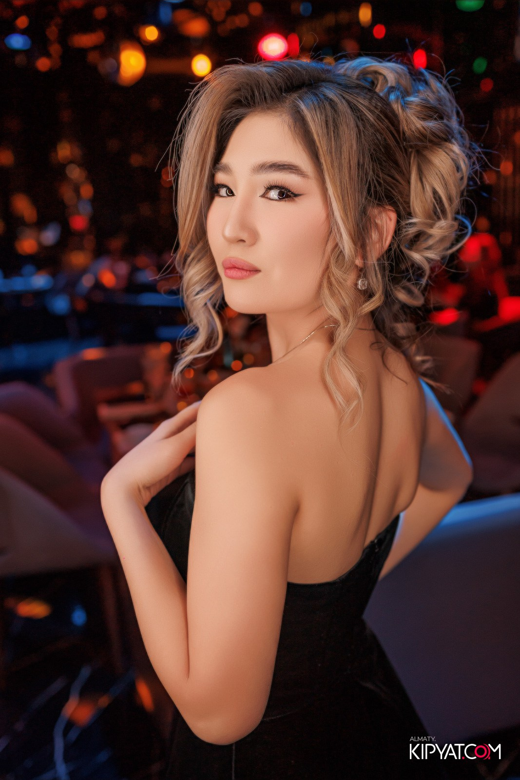 MOOD KARAOKE & TERRACE. КИПЯТКОМ АЛМАТЫ!