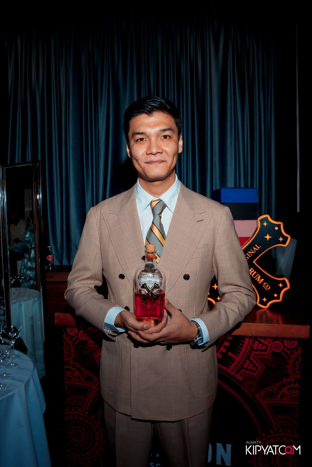 LAUREATE 5 YEARS. КИПЯТКОМ АЛМАТЫ! Фотосъемка мероприятий в Алматы