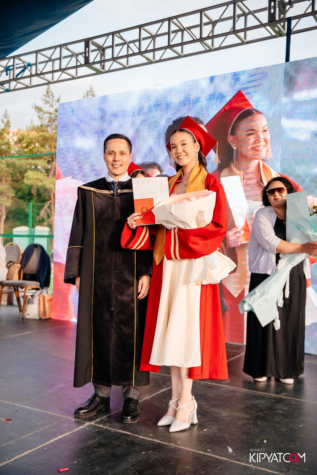 ВРУЧЕНИЕ ДИПЛОМОВ — НАРХОЗ КОЛЛЕДЖ. Part 4. КИПЯТКОМ АЛМАТЫ!