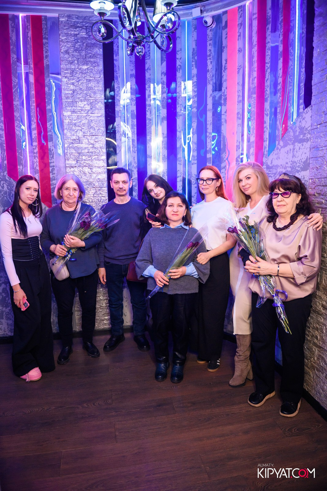 УХО И МЕДВЕДЬ НА ГАГАРИНА. КИПЯТКОМ АЛМАТЫ!