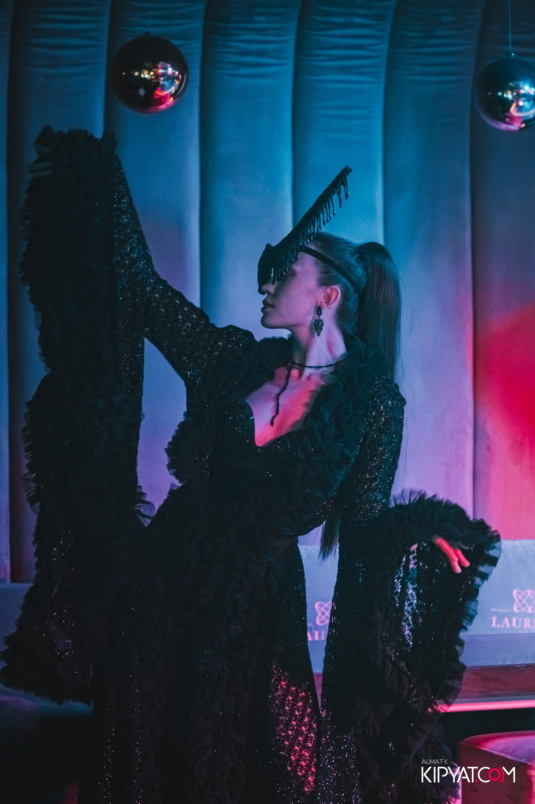 LAUREATE GRANDE CAFE. КИПЯТКОМ АЛМАТЫ!