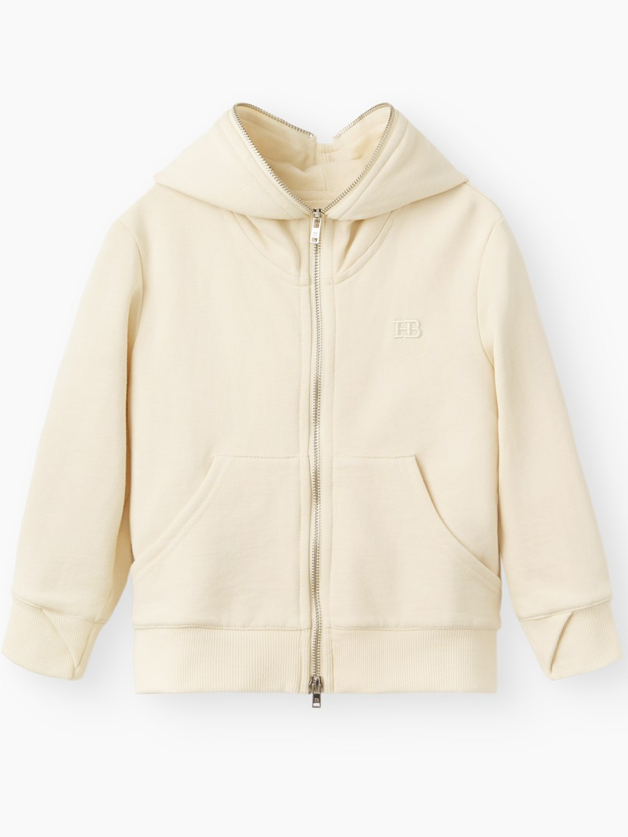 Съемка детской  и взрослой одежды в раскладку    фотосъемка одежды,  фотосъемка спортивной одежды, фотосъемка повседневной одежды, съемка для сайта, фотосъемка для маркетплейсов, фотосъемка дизайнерской одежды, фотосъемка премиумной одежды. фотосъемка бредовых вещей.