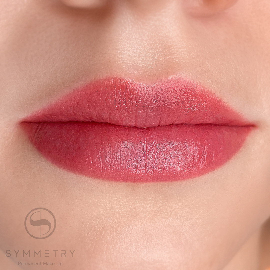 Олеся. Студия перманентного макияжа, косметологии и массажа SYMMETRY в Москве, м. Киевская