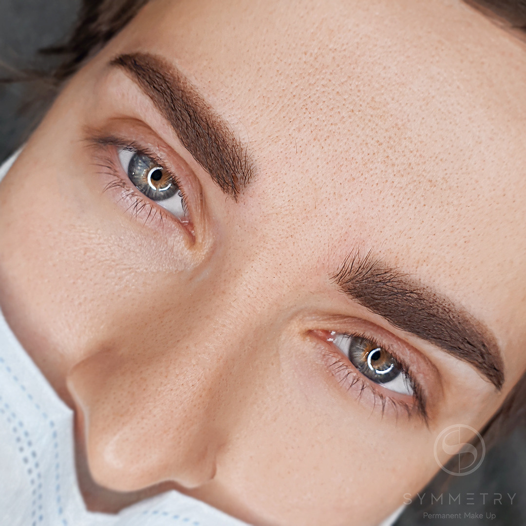 Саша. Студия перманентного макияжа, косметологии и массажа SYMMETRY в Москве, м. Киевская
