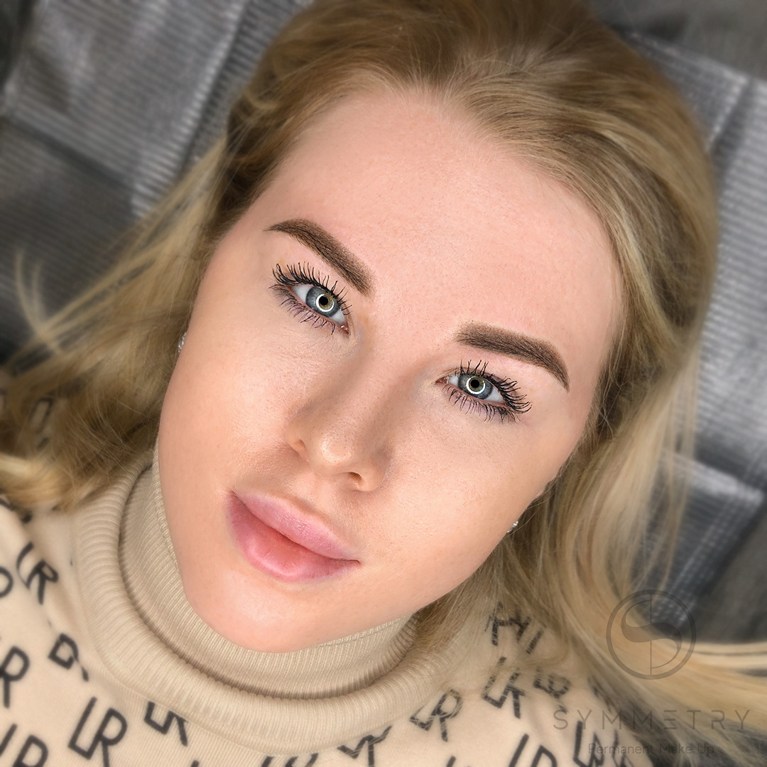 Саша. Студия перманентного макияжа, косметологии и массажа SYMMETRY в Москве, м. Киевская